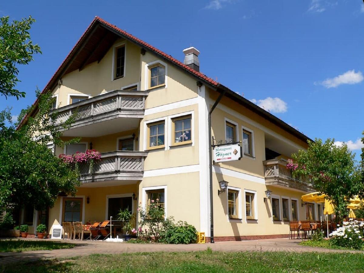 Landgasthof Zum Schloss Birgland Экстерьер фото